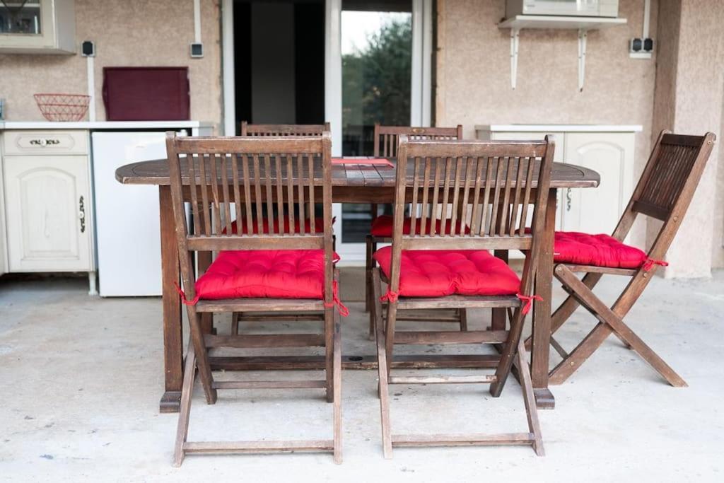 Appartement Le Jutini Caunes-Minervois Εξωτερικό φωτογραφία