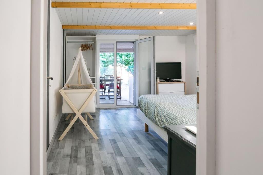 Appartement Le Jutini Caunes-Minervois Εξωτερικό φωτογραφία