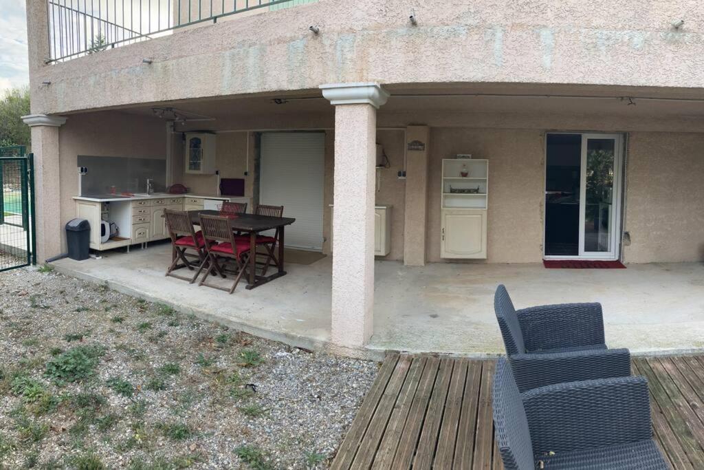 Appartement Le Jutini Caunes-Minervois Εξωτερικό φωτογραφία